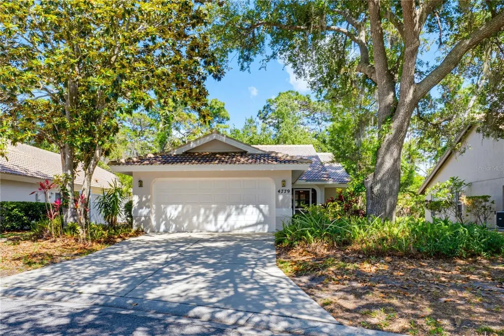 4779 Tivoli Place Sarasota FL 34235