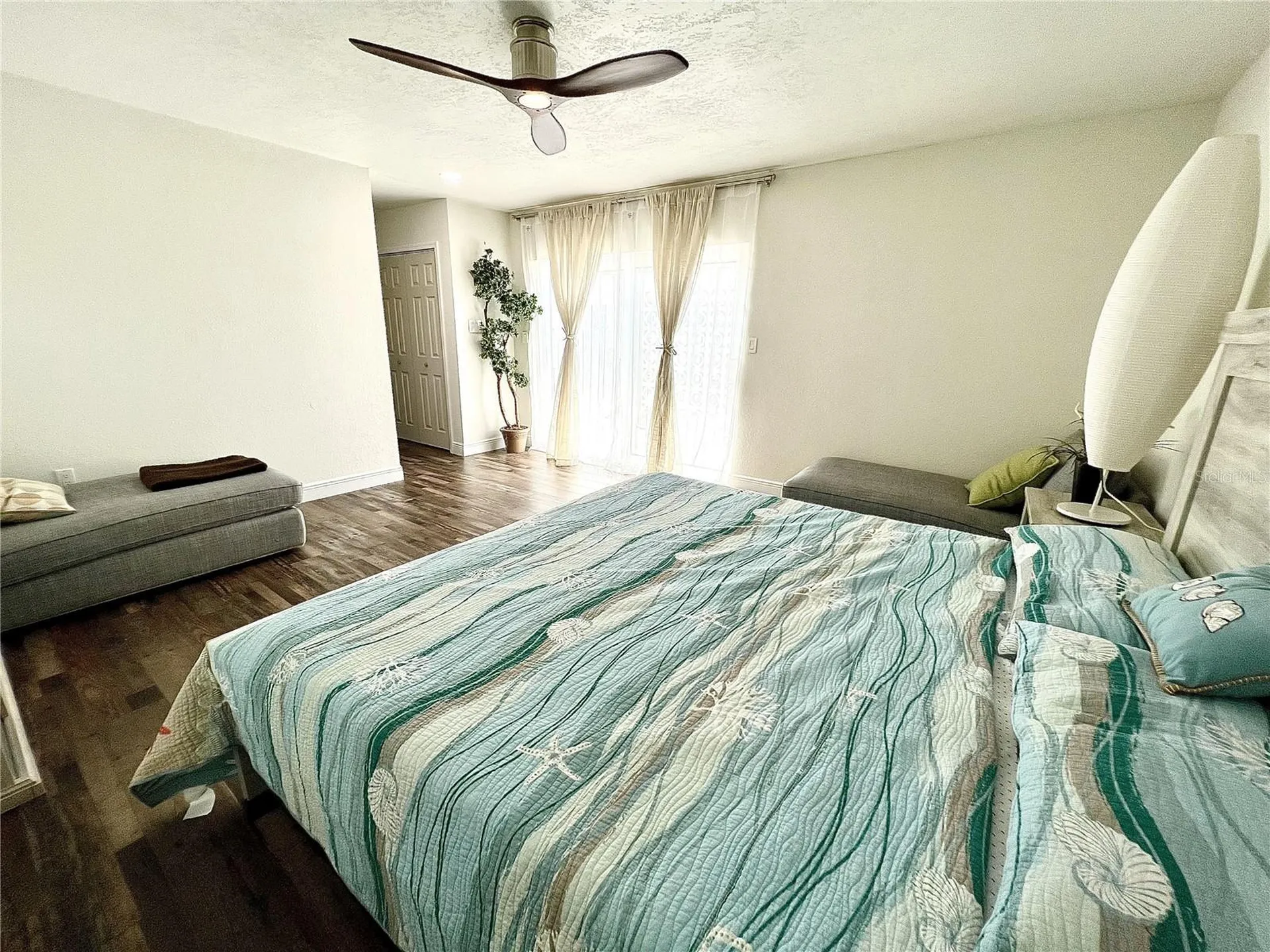 11405 8th Street E Treasure Island FL 33706
