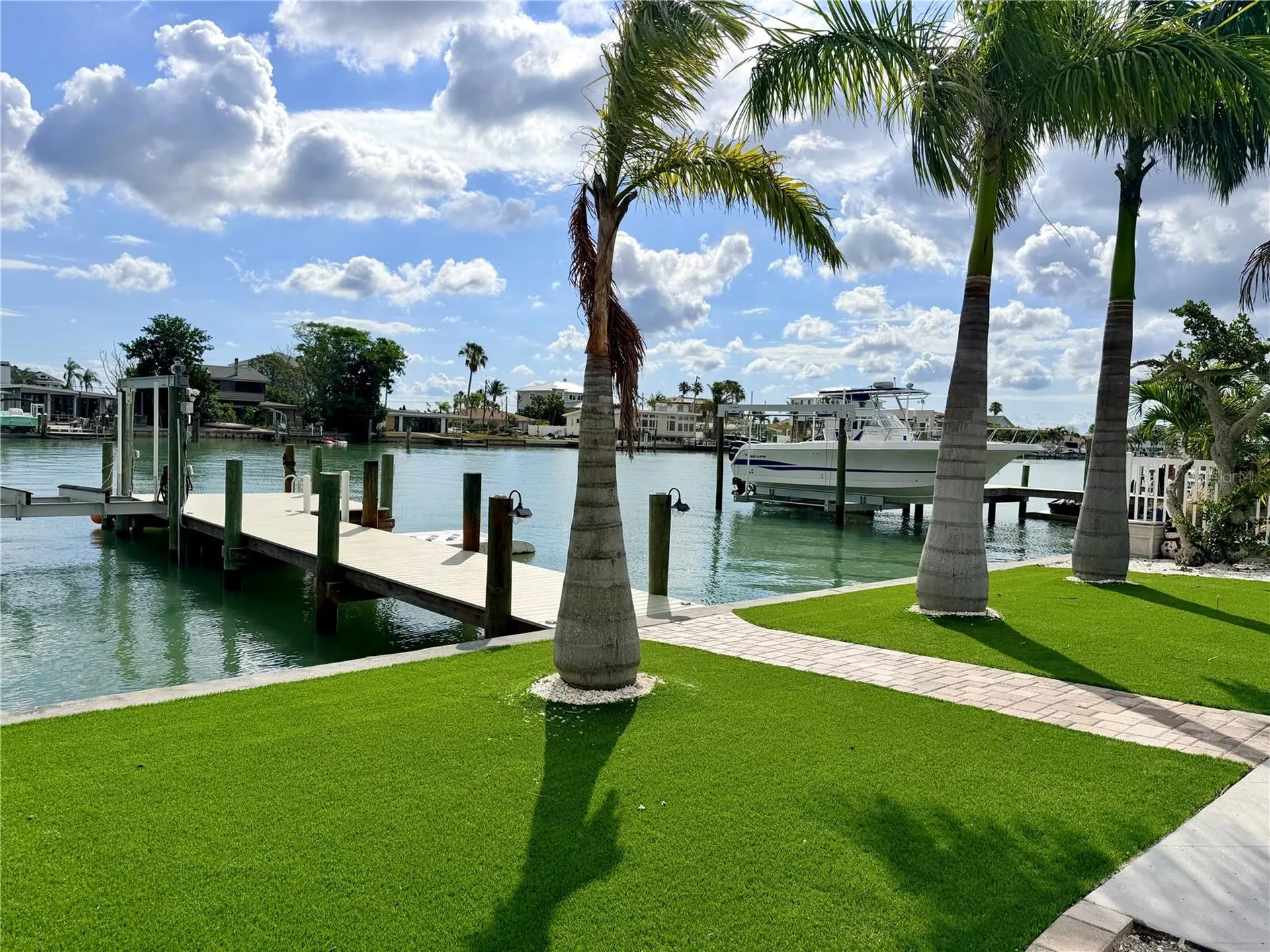 11405 8th Street E Treasure Island FL 33706