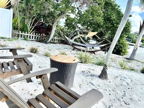11405 8th Street E Treasure Island FL 33706