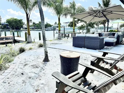 11405 8th Street E Treasure Island FL 33706