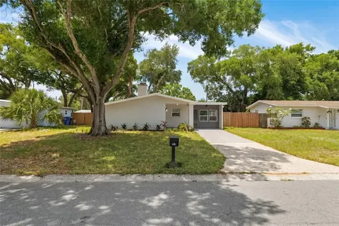 2952 Webley Drive Largo FL 33771