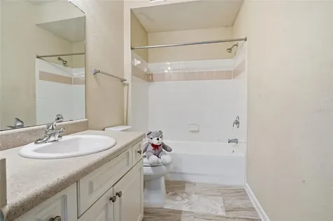 17101 Carrington Park Drive Tampa FL 33647