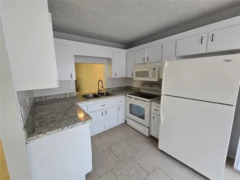 7741 Forest Trail Port Richey FL 34668