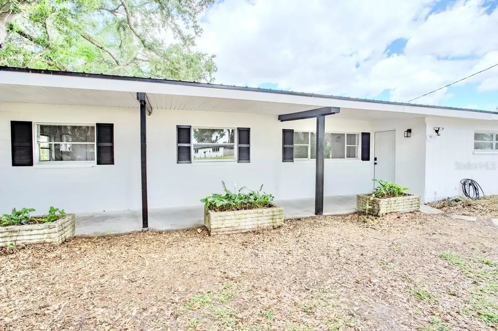 2305 New Jersey Road Lakeland FL 33803