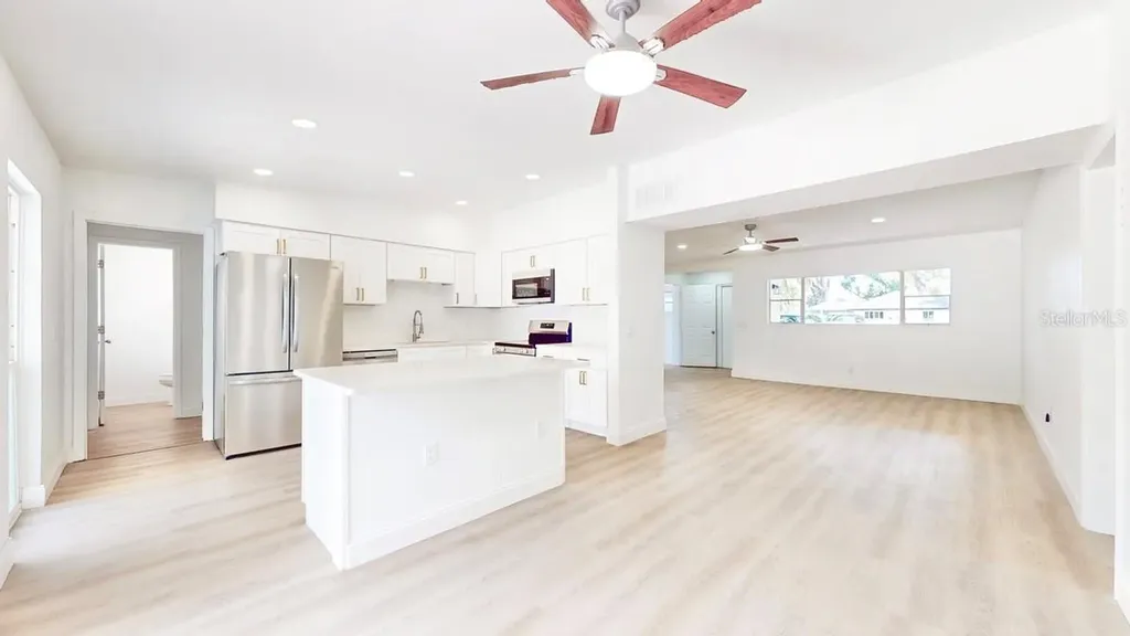 2305 New Jersey Road Lakeland FL 33803
