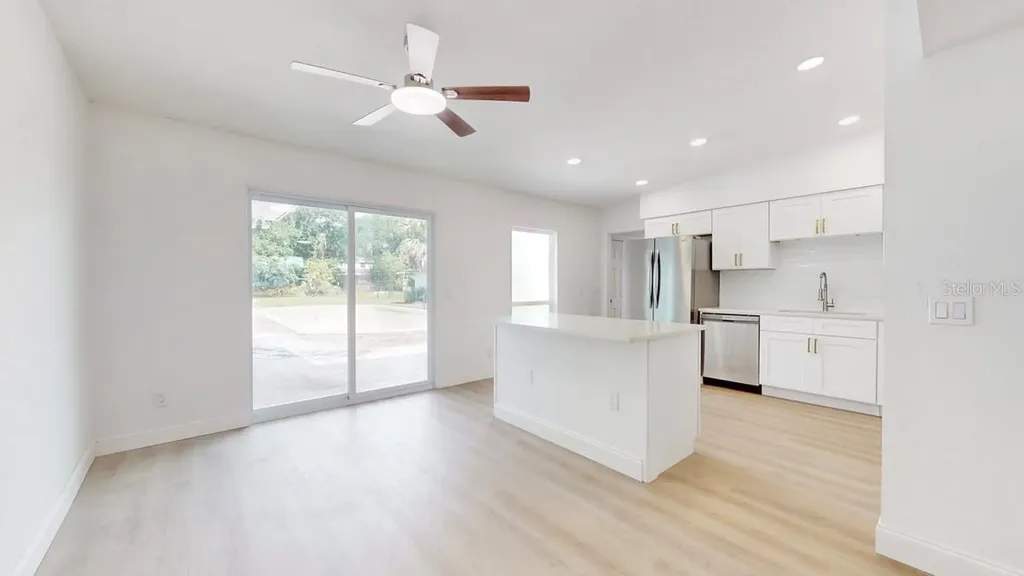 2305 New Jersey Road Lakeland FL 33803