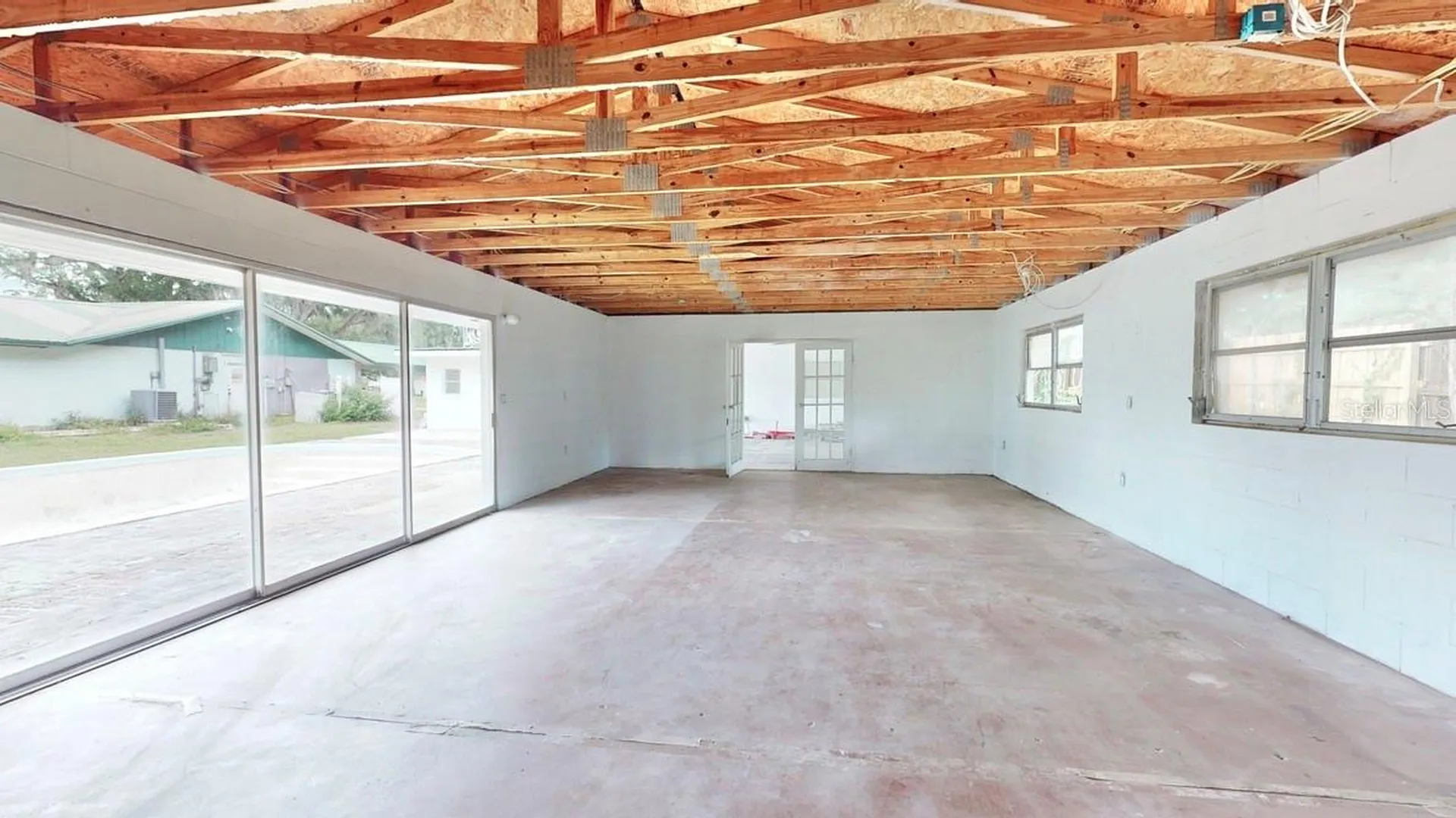 2305 New Jersey Road Lakeland FL 33803