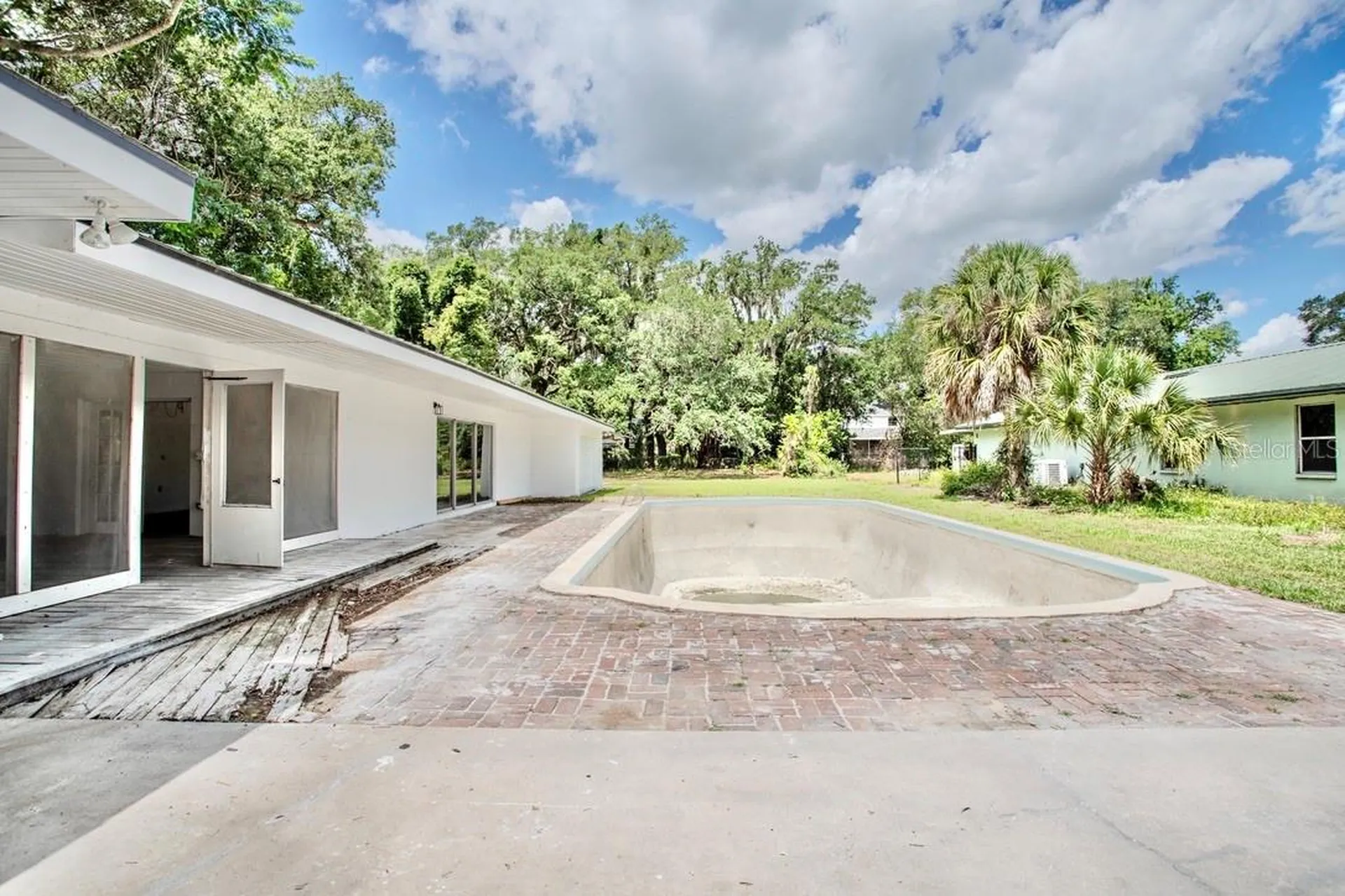 2305 New Jersey Road Lakeland FL 33803