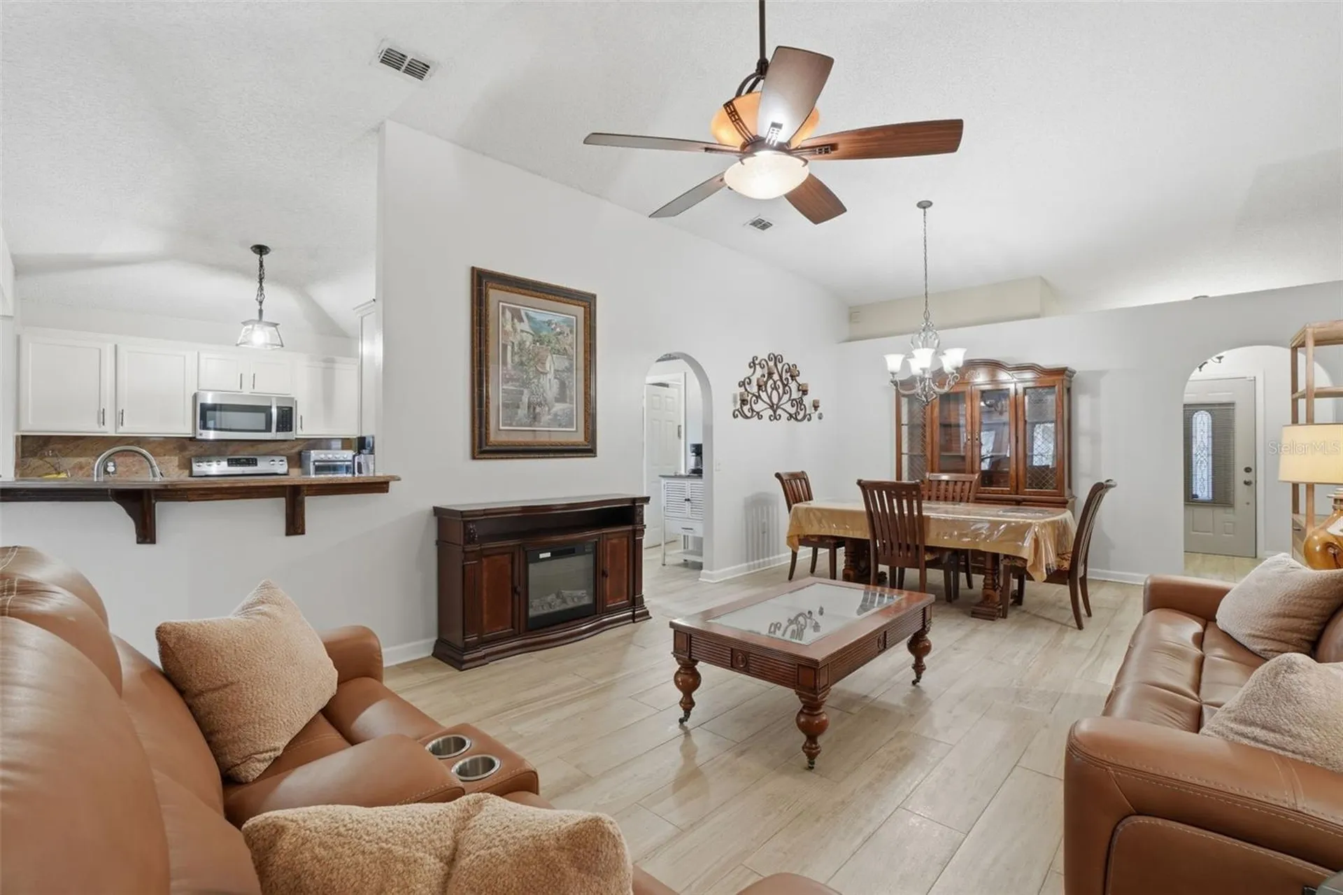 16868 Cornerwood Drive Orlando FL 32820