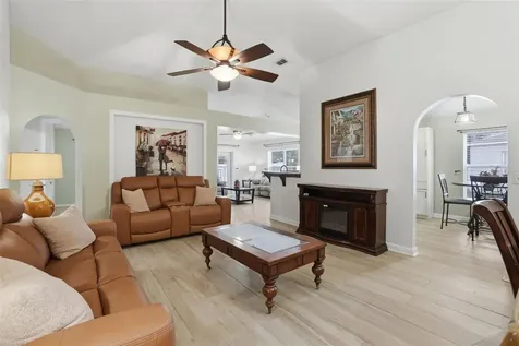 16868 Cornerwood Drive Orlando FL 32820