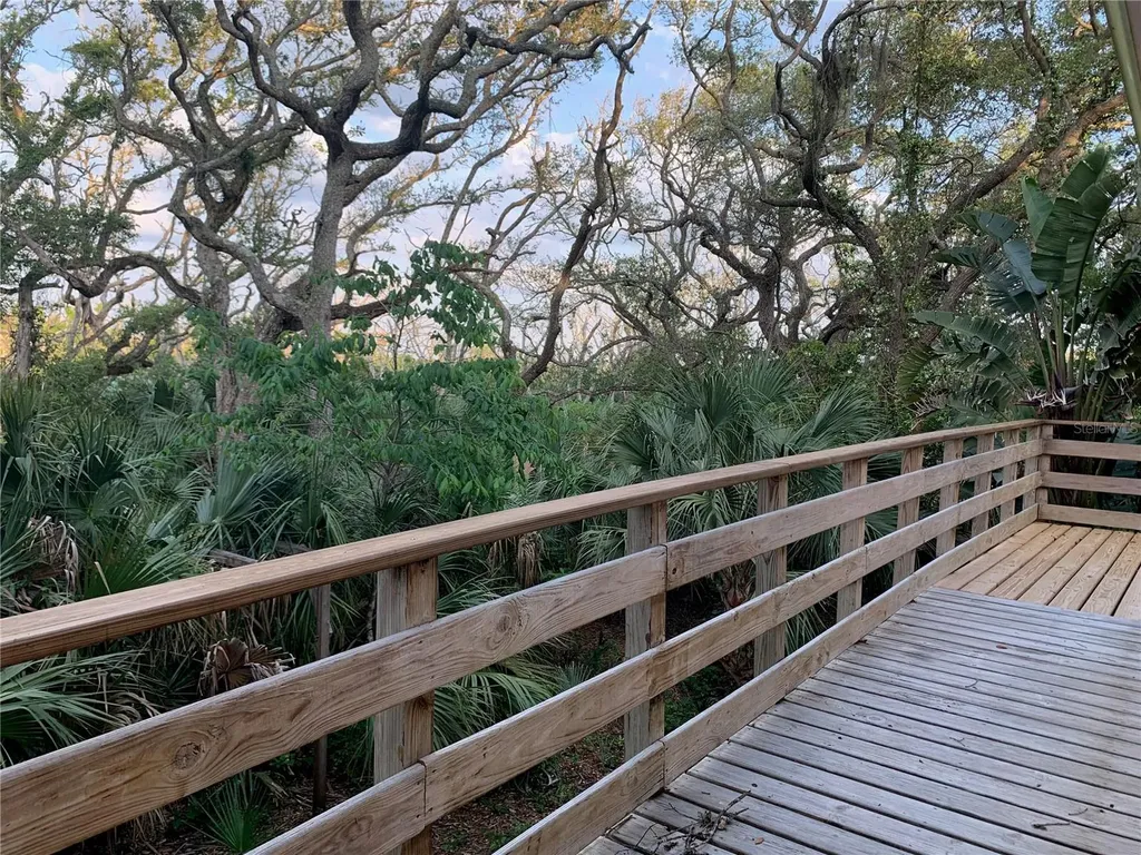 3 Elizabeth Drive E Palm Coast FL 32137