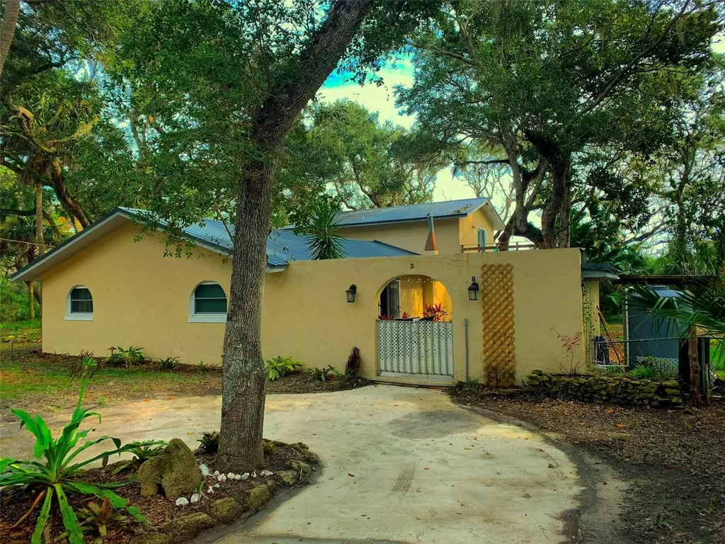 3 Elizabeth Drive E Palm Coast FL 32137