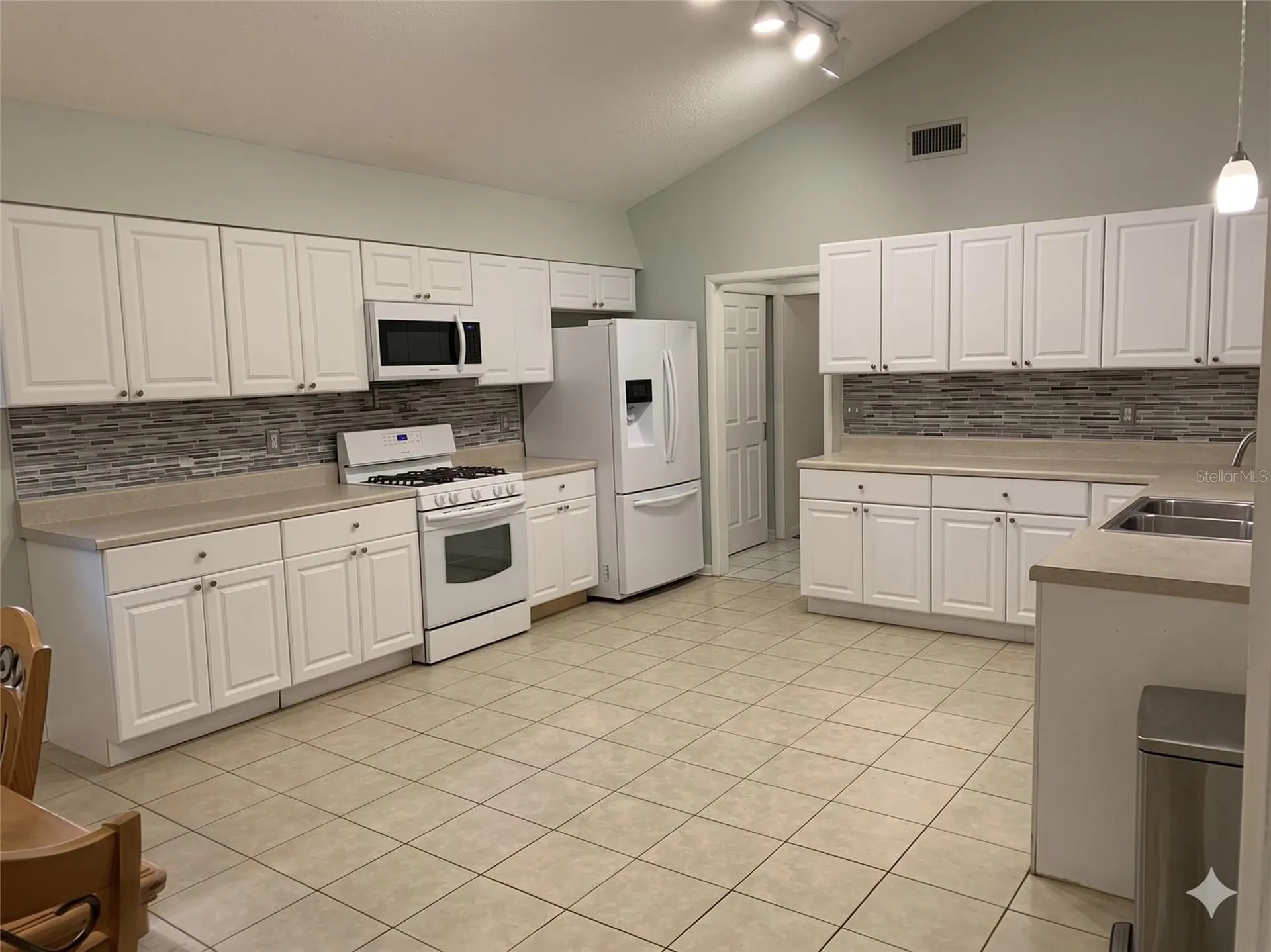 3 Elizabeth Drive E Palm Coast FL 32137