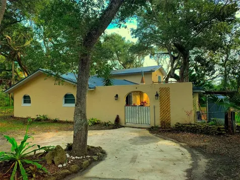3 Elizabeth Drive E Palm Coast FL 32137