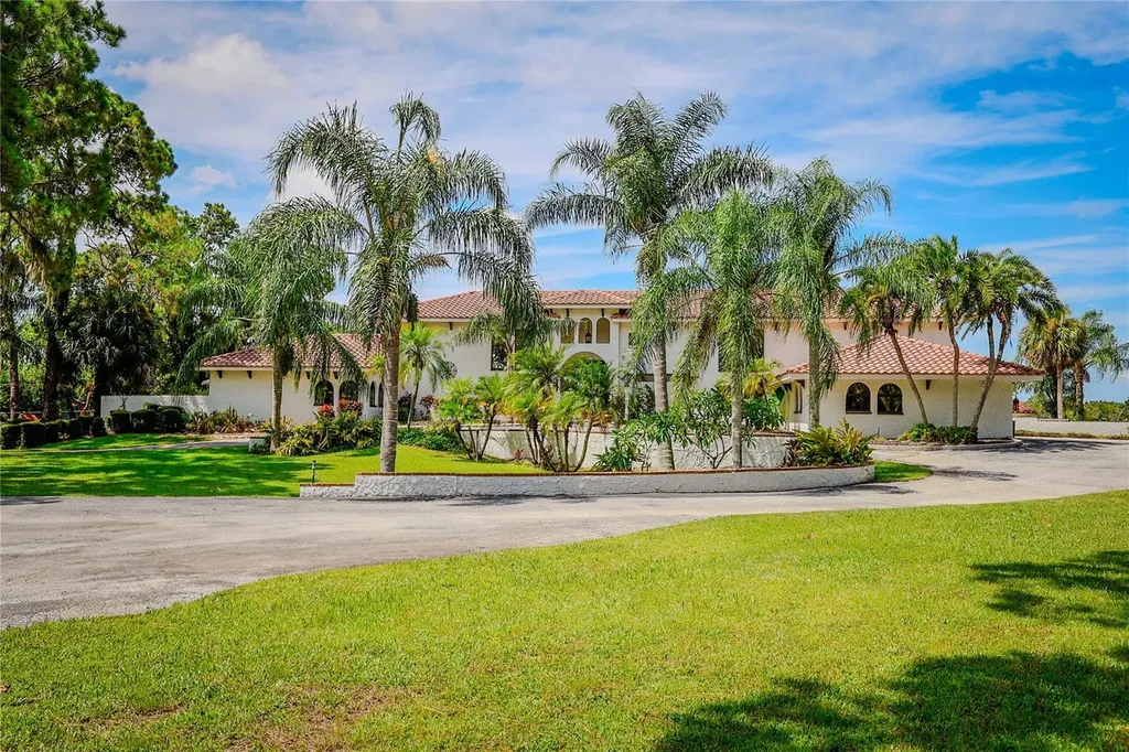 500 N Highland Avenue Tarpon Springs FL 34688