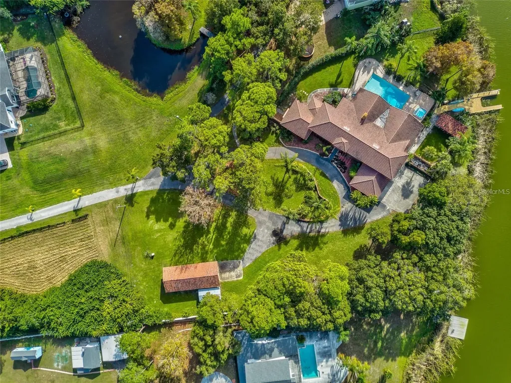 500 N Highland Avenue Tarpon Springs FL 34688