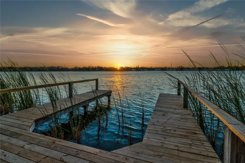 500 N Highland Avenue Tarpon Springs FL 34688