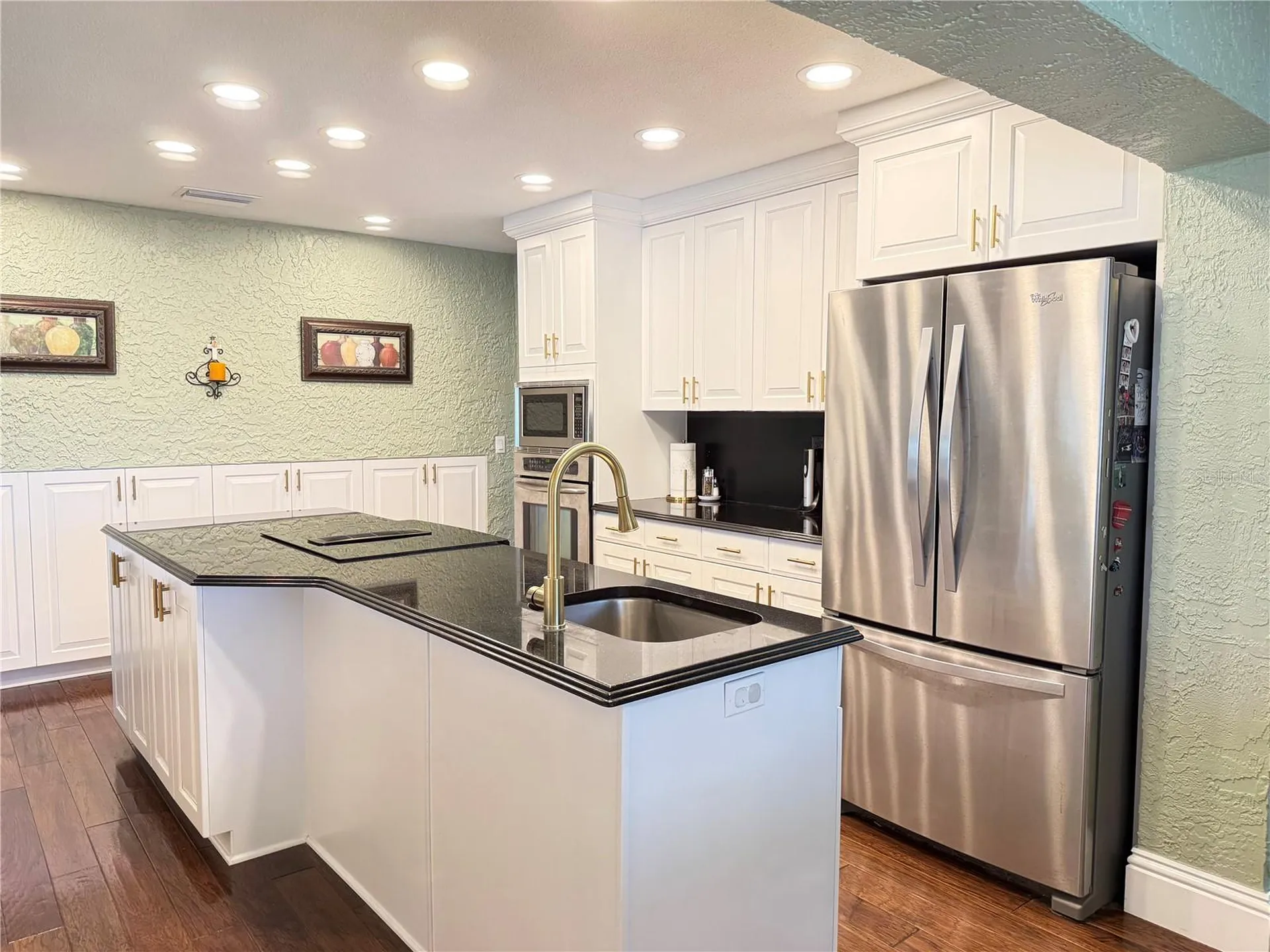 500 N Highland Avenue Tarpon Springs FL 34688