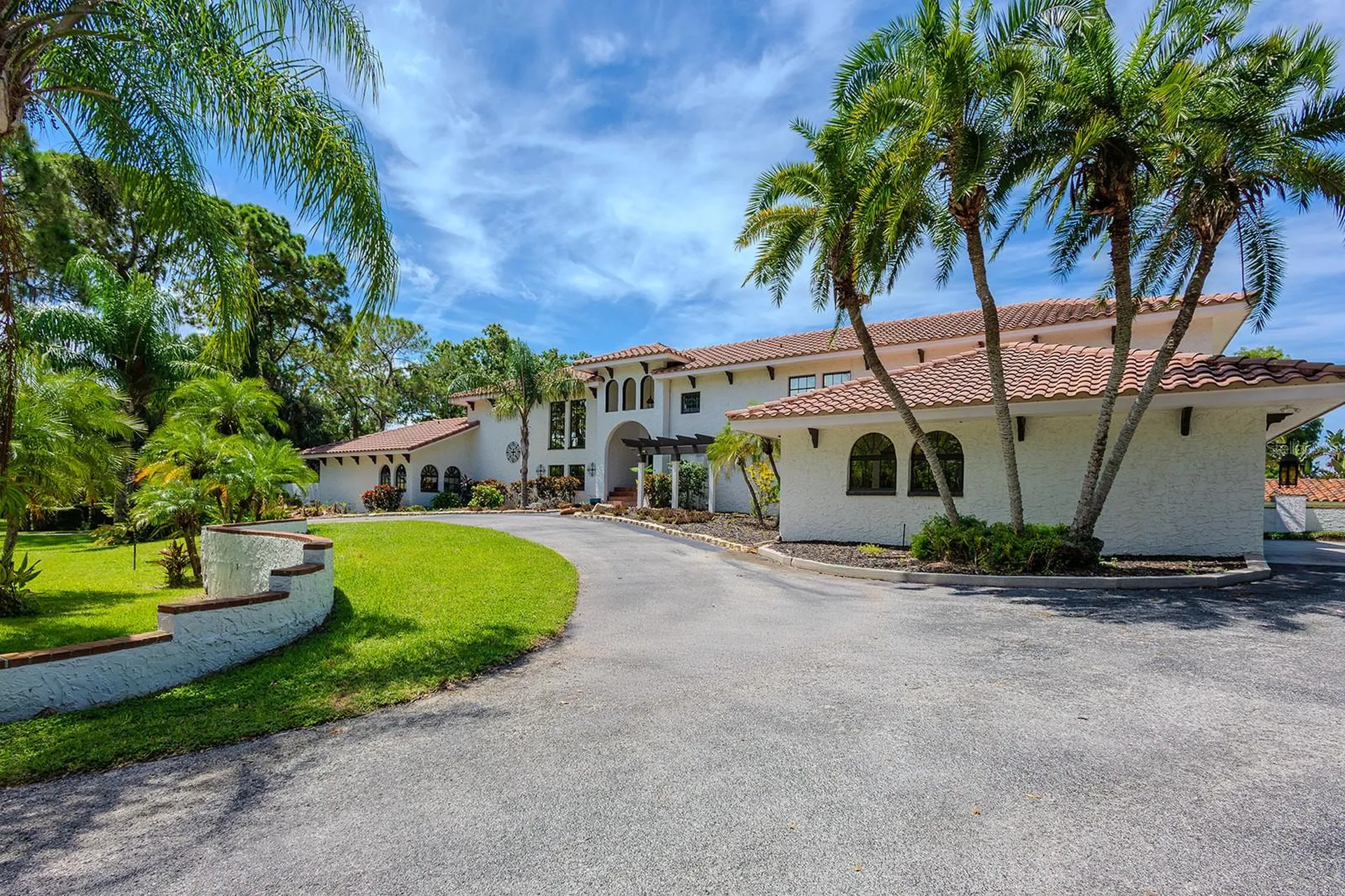 500 N Highland Avenue Tarpon Springs FL 34688