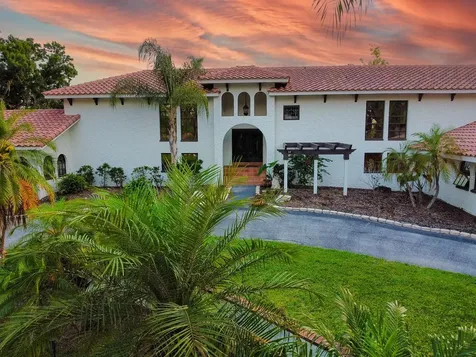 500 N Highland Avenue Tarpon Springs FL 34688