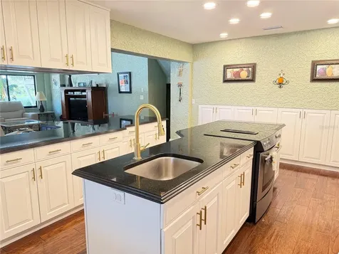 500 N Highland Avenue Tarpon Springs FL 34688