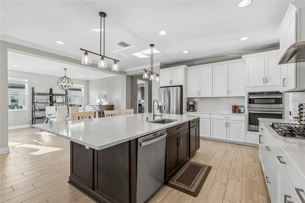 17109 Sweetwater Village Drive Lakewood Ranch FL 34211