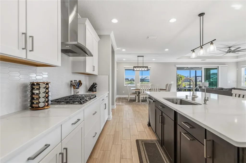 17109 Sweetwater Village Drive Lakewood Ranch FL 34211