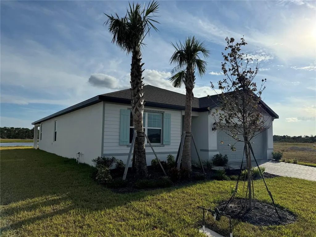 100 Runaway Field Avenue Nokomis FL 34275