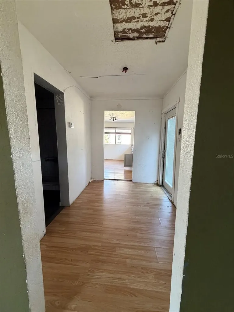 10114 E Columbus Drive Tampa FL 33619