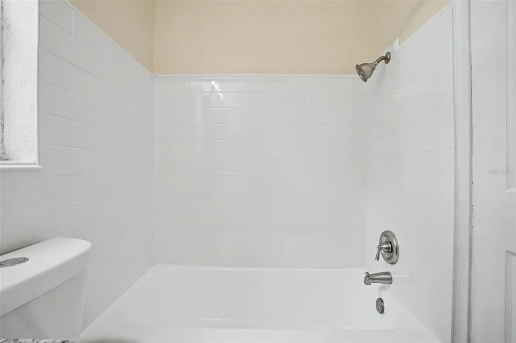 2425 19th Street S St Petersburg FL 33712