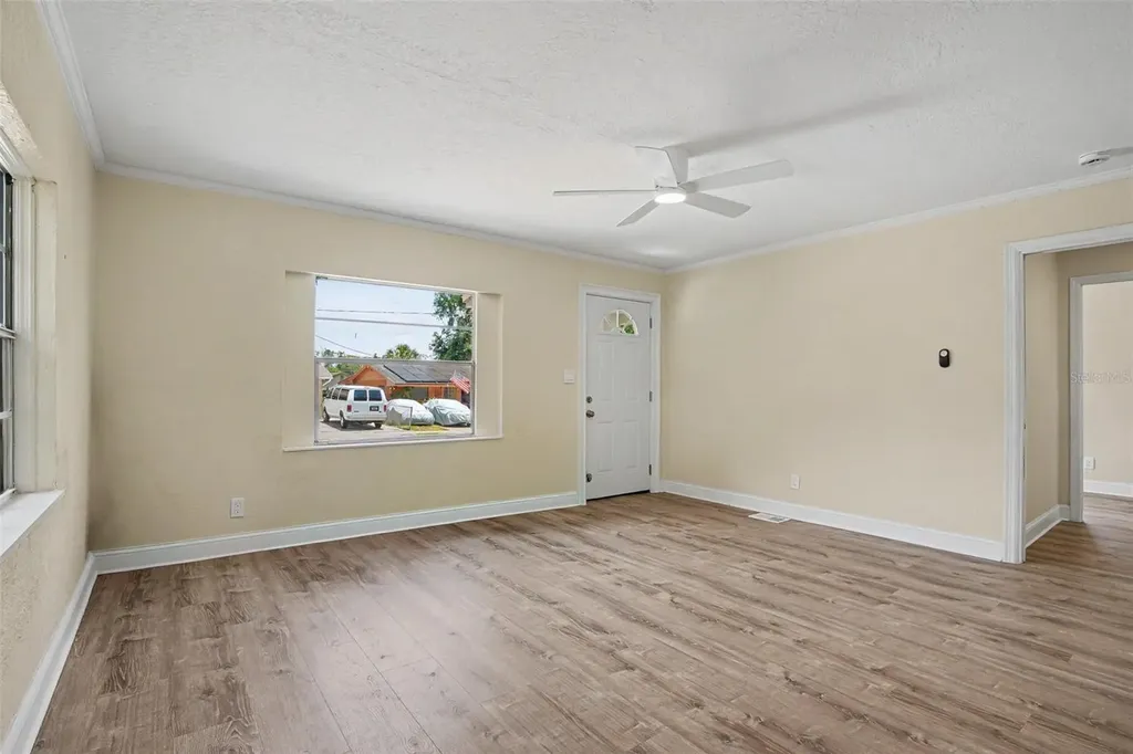 2425 19th Street S St Petersburg FL 33712