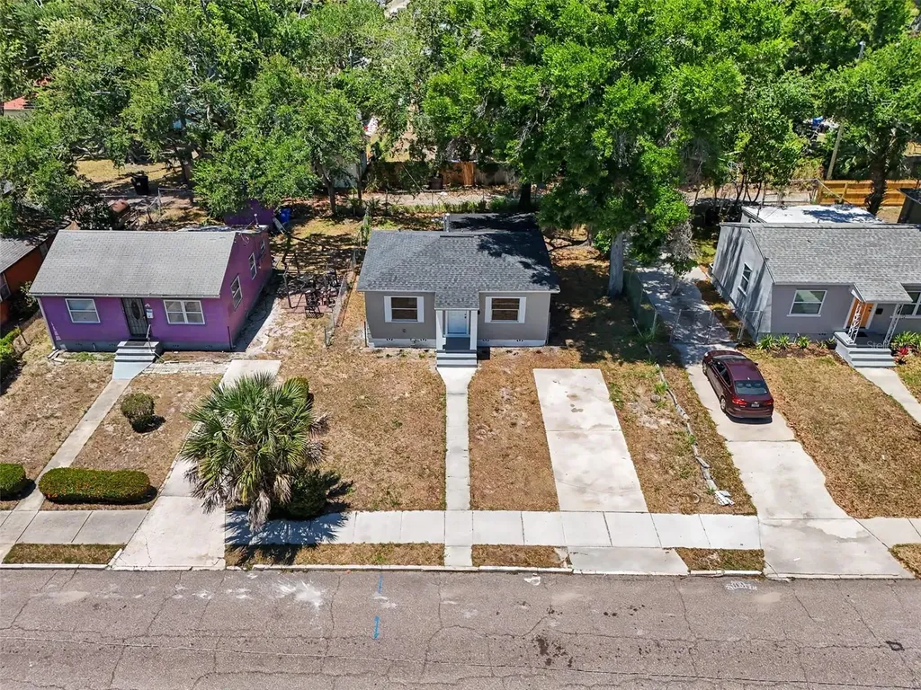 2425 19th Street S St Petersburg FL 33712