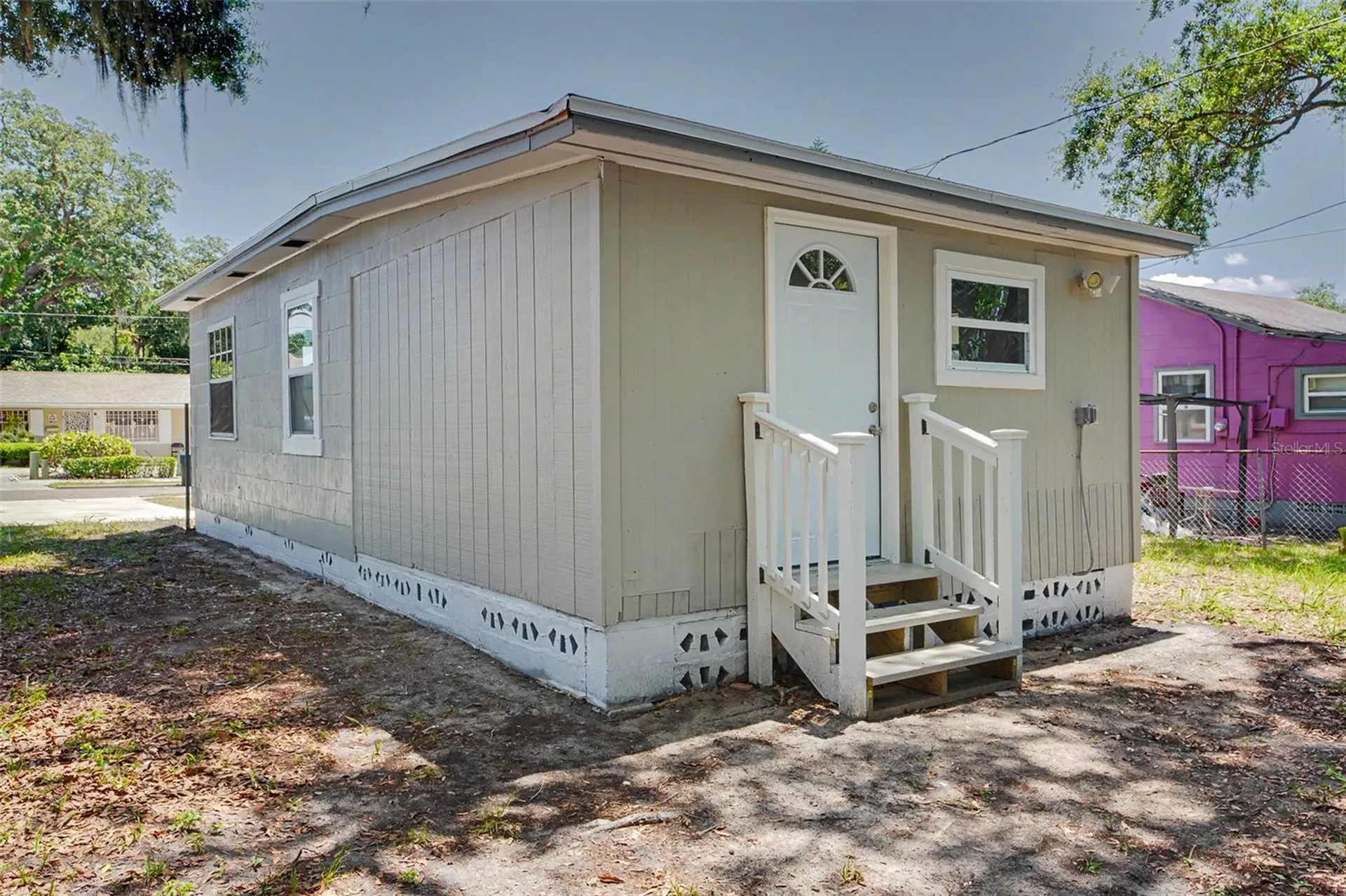 2425 19th Street S St Petersburg FL 33712