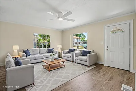 2425 19th Street S St Petersburg FL 33712