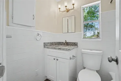 2425 19th Street S St Petersburg FL 33712