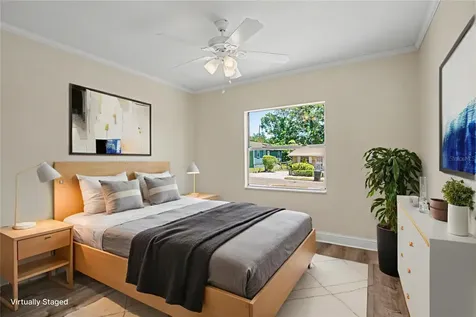 2425 19th Street S St Petersburg FL 33712