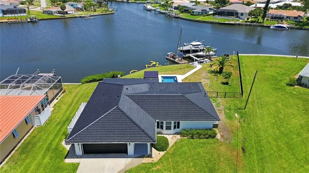 1933 Fairview Drive Englewood FL 34223