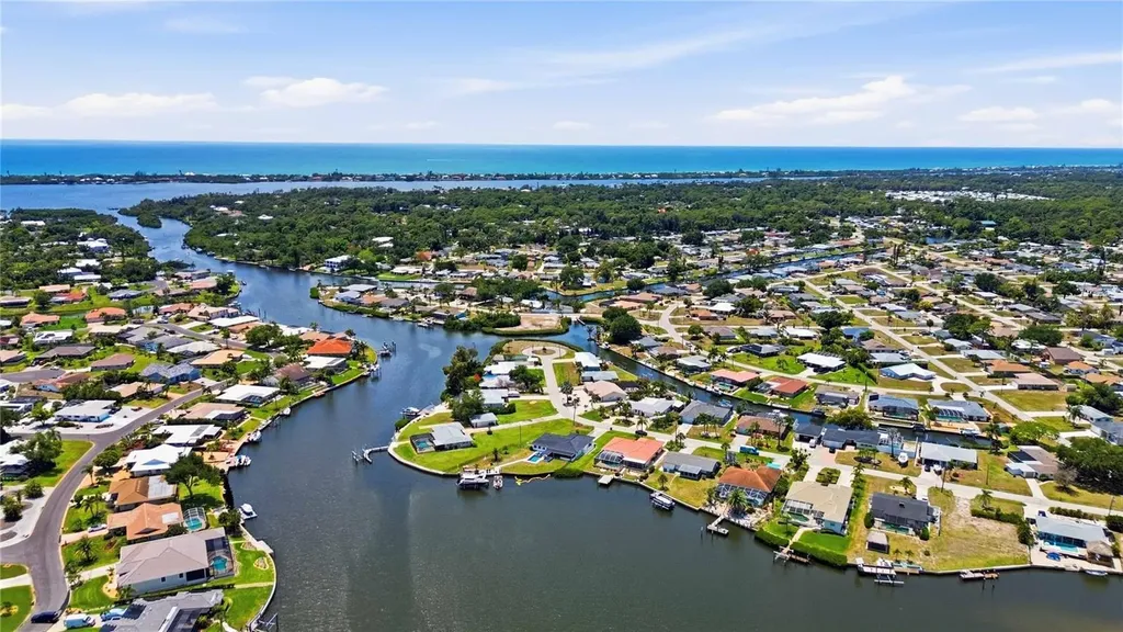 1933 Fairview Drive Englewood FL 34223