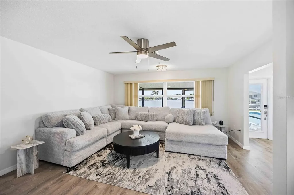 1933 Fairview Drive Englewood FL 34223
