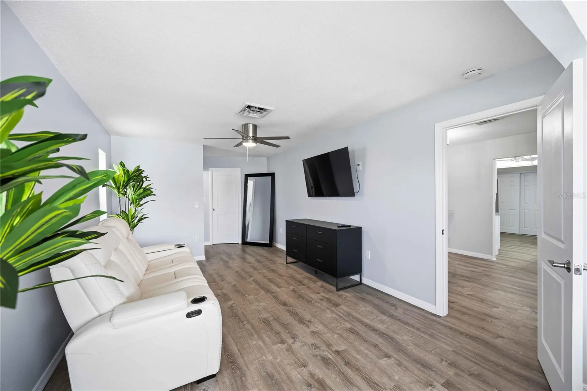 1933 Fairview Drive Englewood FL 34223