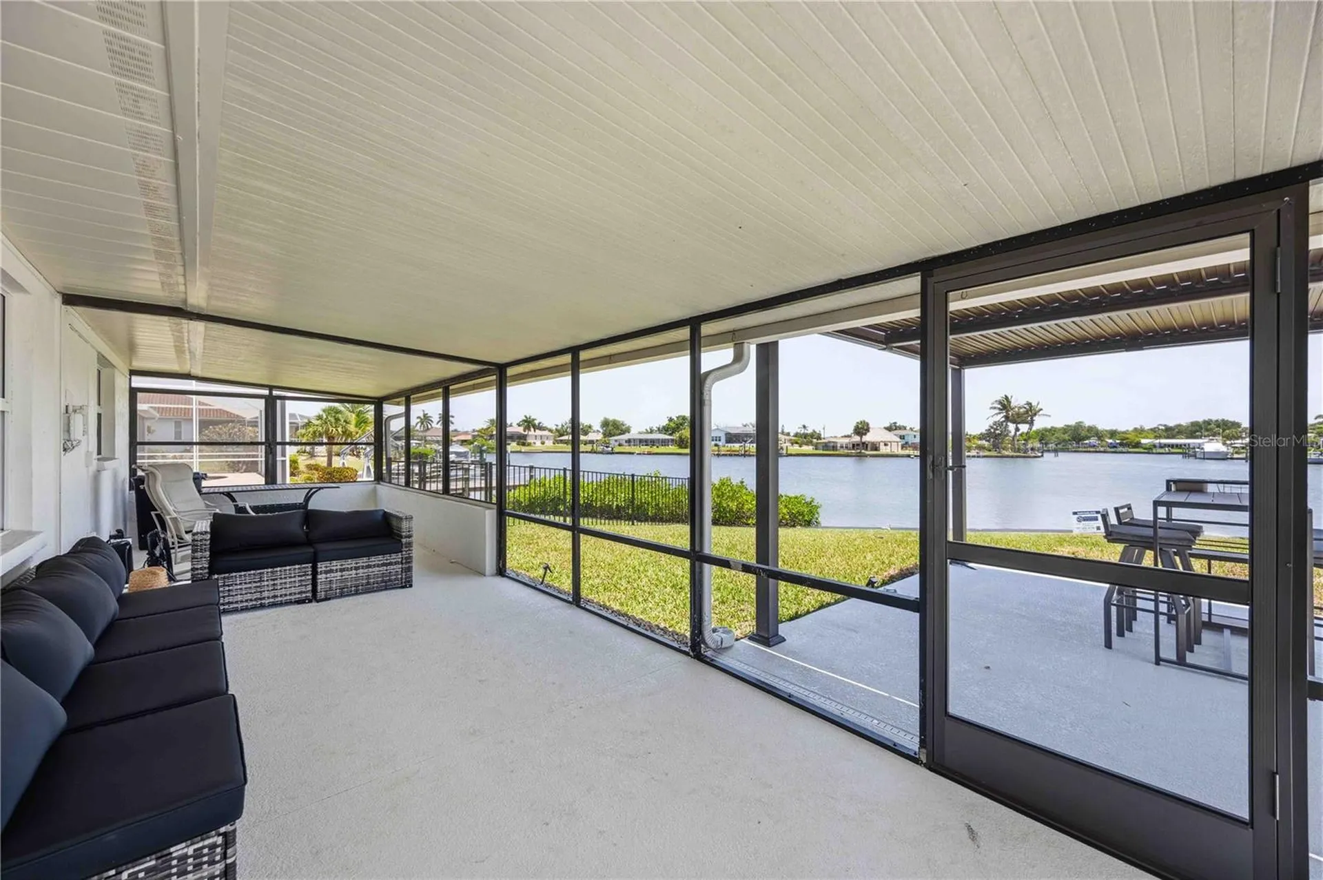 1933 Fairview Drive Englewood FL 34223