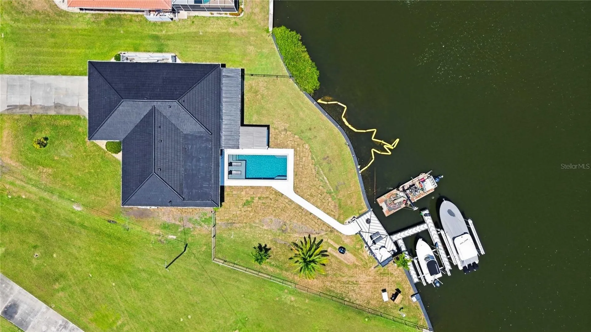1933 Fairview Drive Englewood FL 34223