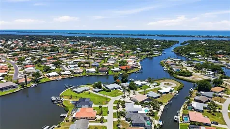 1933 Fairview Drive Englewood FL 34223