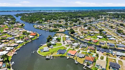 1933 Fairview Drive Englewood FL 34223