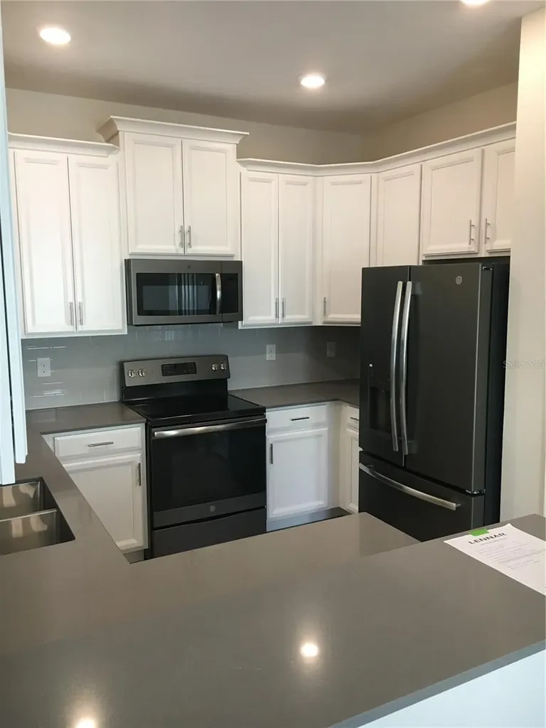 1050 Quaker Ridge Lane Davenport FL 33896