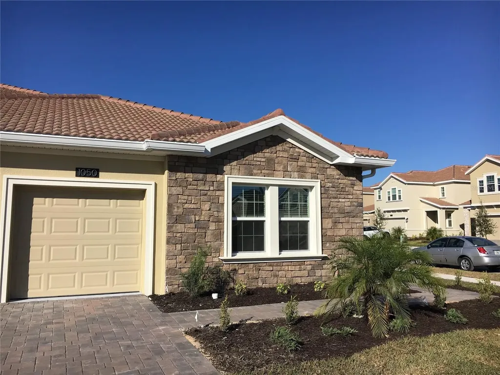 1050 Quaker Ridge Lane Davenport FL 33896