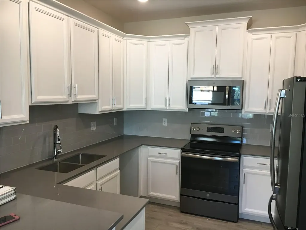 1050 Quaker Ridge Lane Davenport FL 33896