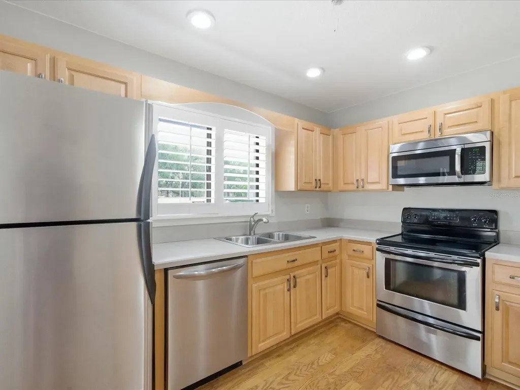15338 E Pond Woods Drive Tampa FL 33618