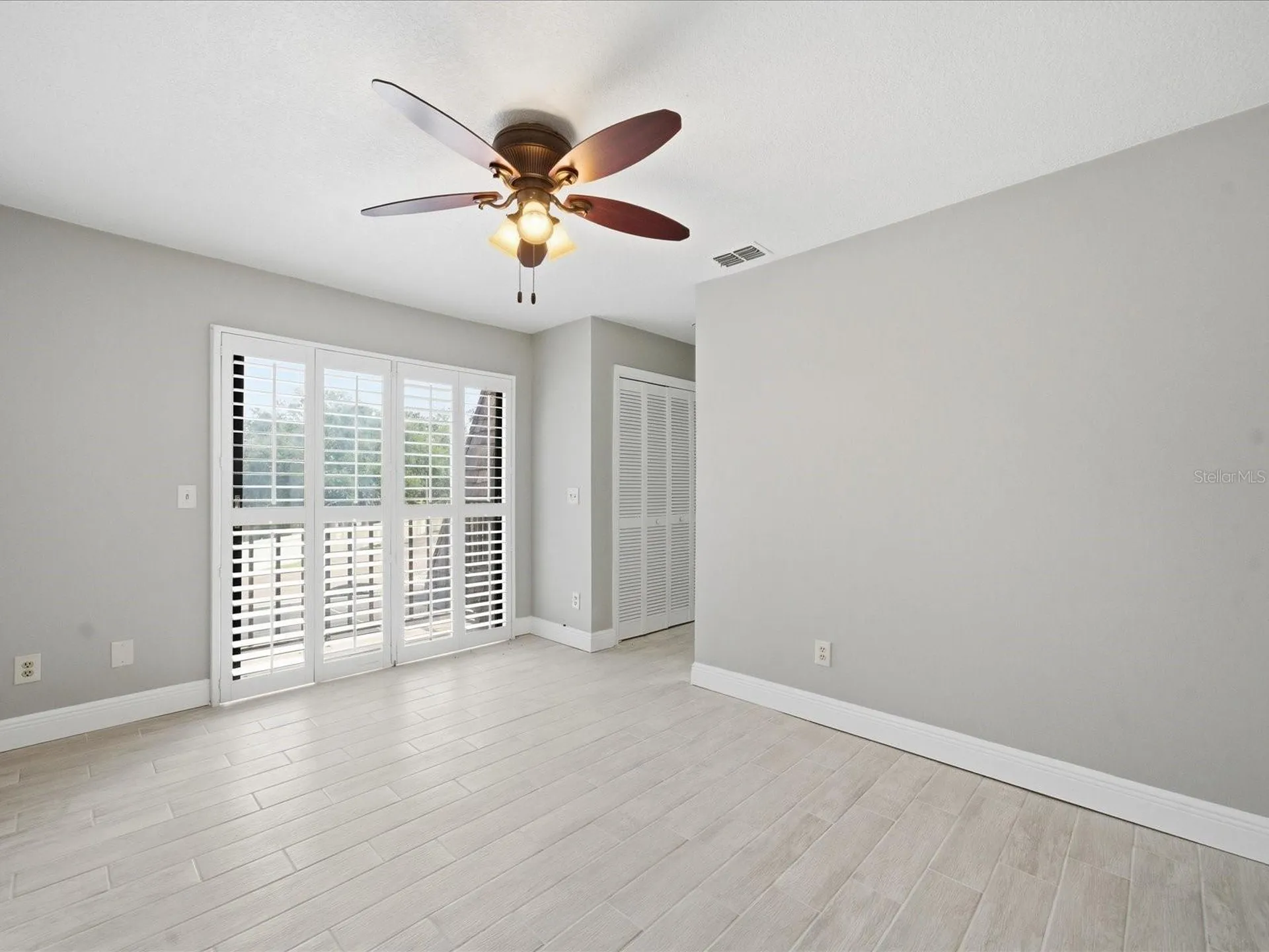 15338 E Pond Woods Drive Tampa FL 33618